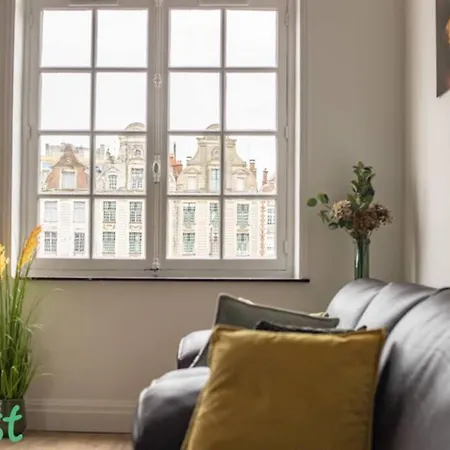 アパート La Porte Verte, Superbe Triplex 16p